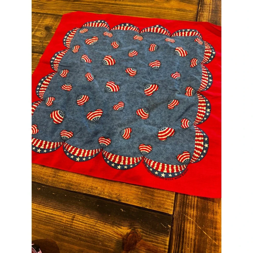 Springs Bandana Red Blue Excellent Americana Hearts Bunting Made in USA RN15582